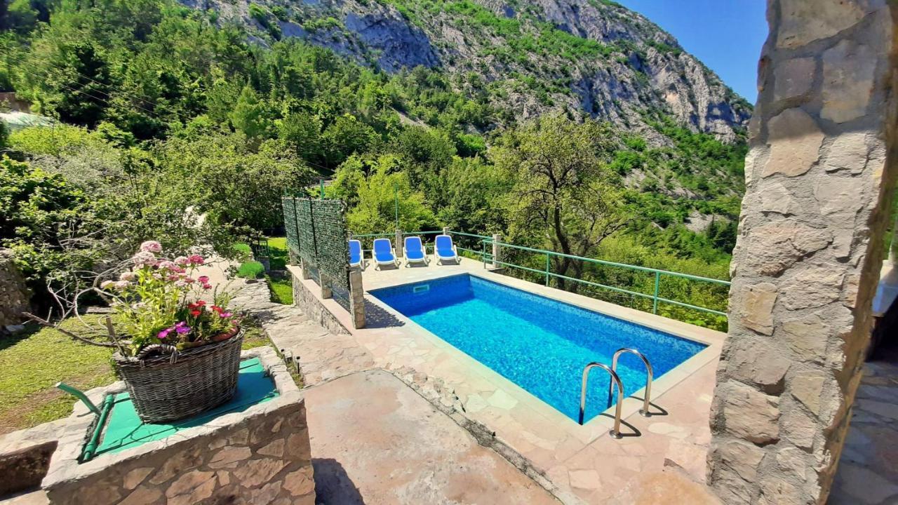 Holiday Home With A Private Pool Podspilje  Exterior foto